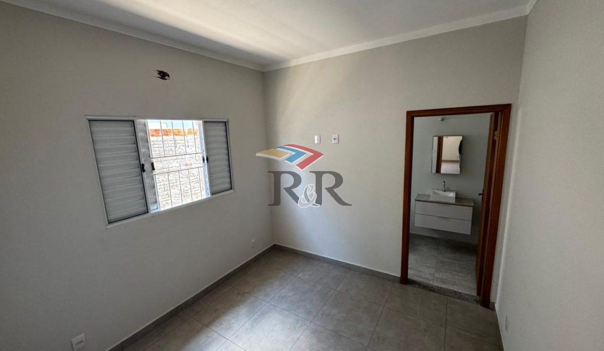 WhatsApp Image 2025-11-13 at 08.38.50 (1)